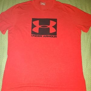 Red Mens Under Armour tee, XL